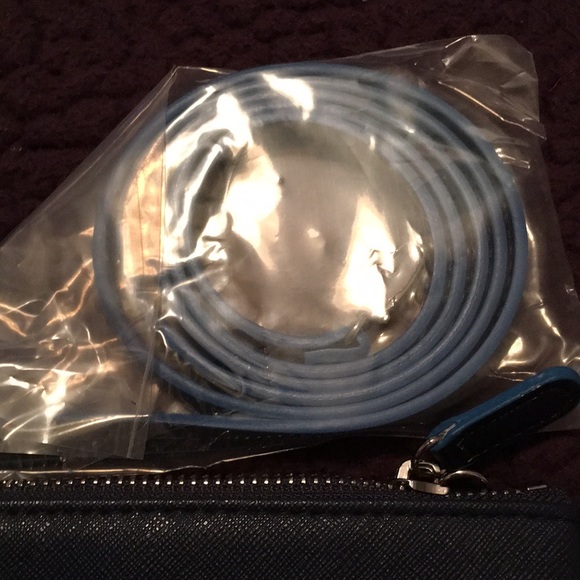 NWT Brighton Summer Heart Mini Bag - Picture 3 of 8